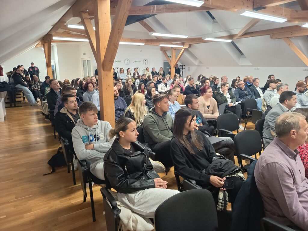 591310341 1291633876294918 15828018204423622 n