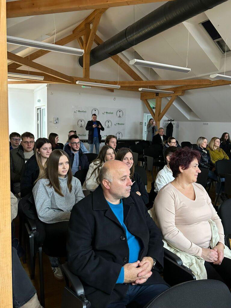 PHOTO 2026 01 15 17 38 49 (1)